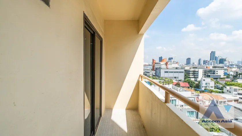9  1 br Apartment for rent and sale in Sukhumvit ,Bangkok BTS Phrom Phong at Fully furnished Apartment near Samitivej Hospital 550m AA32709
