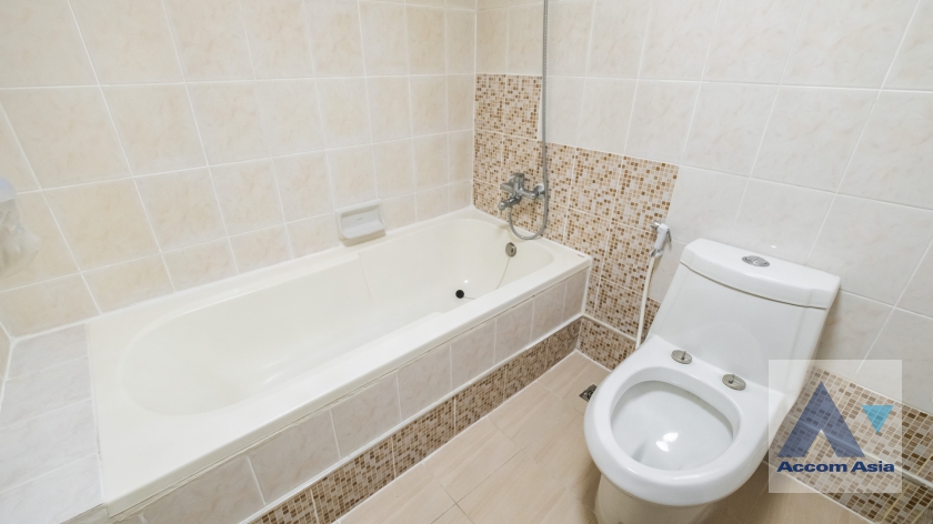 16  1 br Apartment For Rent in Sukhumvit ,Bangkok BTS Phrom Phong at Fully furnished Apartment near Samitivej Hospital 550m AA32709