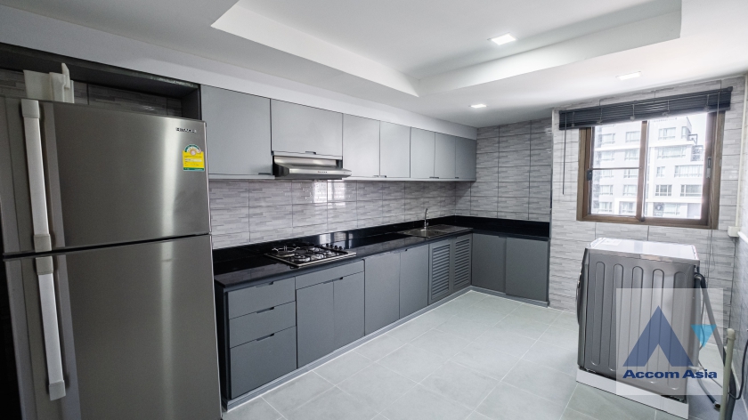 10  1 br Apartment For Rent in Sukhumvit ,Bangkok BTS Phrom Phong at Fully furnished Apartment near Samitivej Hospital 550m AA32709