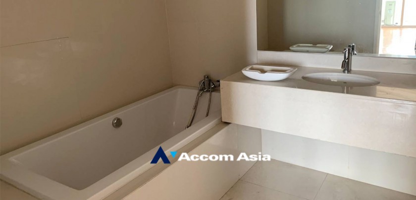 6  3 br Condominium For Rent in Ploenchit ,Bangkok MRT Sam Yan - BTS Sala Daeng at Chamchuri Square Residence AA32720