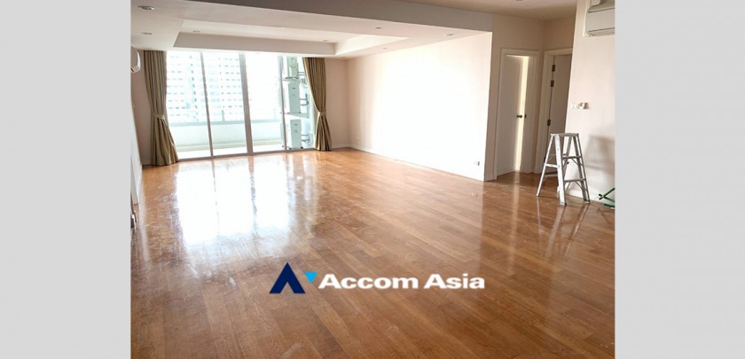  2  3 br Condominium For Rent in Ploenchit ,Bangkok MRT Sam Yan - BTS Sala Daeng at Chamchuri Square Residence AA32720