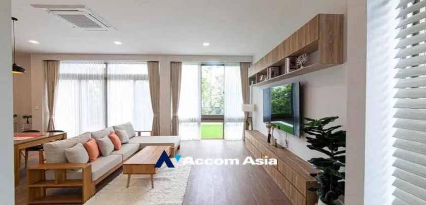 unit 3 Bedrooms  House For Rent & Sale in Latkrabang, Bangkok  near ARL Ban Thap Chang (AA32732)
