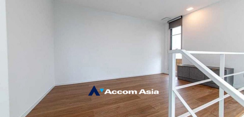 26  3 br House for rent and sale in Latkrabang ,Bangkok ARL Ban Thap Chang at VIVE Rama 9 AA32732
