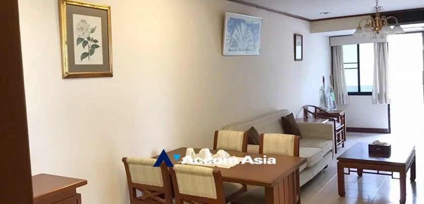 Beverly Hills Mansion Condominium  1 Bedroom for Sale BTS Ekkamai in Sukhumvit Bangkok
