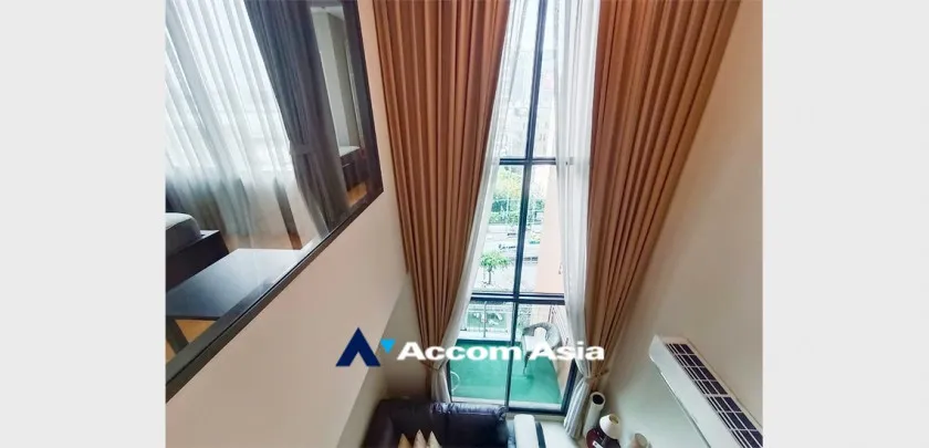 unitDouble High Ceiling, Duplex Condo |  2 Bedrooms  Condominium For Sale in Phaholyothin, Bangkok  near ARL Makkasan - MRT Phetchaburi (AA32766)