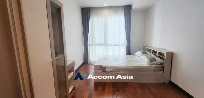 unit 1 Bedroom  Condominium For Rent & Sale in Sukhumvit, Bangkok  near BTS Nana (AA32767)