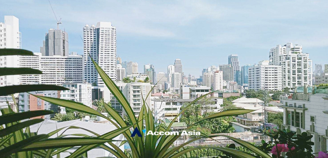 5  2 br Condominium For Sale in Ploenchit ,Bangkok BTS Ploenchit at Baan Ploenchit AA32791