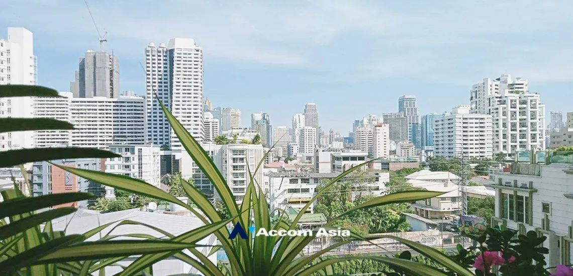 5  2 br Condominium For Sale in Ploenchit ,Bangkok BTS Ploenchit at Baan Ploenchit AA32791