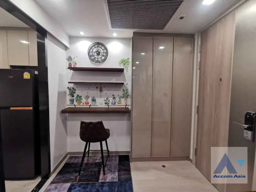 unit 1 Bedroom  Condominium For Rent & Sale in Ratchadaphisek, Bangkok  near MRT Rama 9 (AA32812)