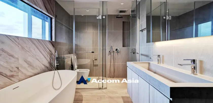 6  2 br Condominium For Rent in Silom ,Bangkok BTS Surasak at The Lofts Silom AA32823