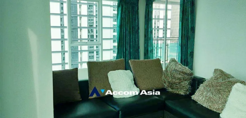unit 2 Bedrooms  Condominium For Sale in Sukhumvit, Bangkok  near MRT Phetchaburi (AA32826)