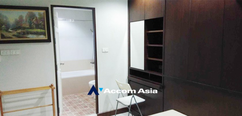 7  2 br Condominium For Sale in Sukhumvit ,Bangkok MRT Phetchaburi at Sukhumvit Living Town AA32827