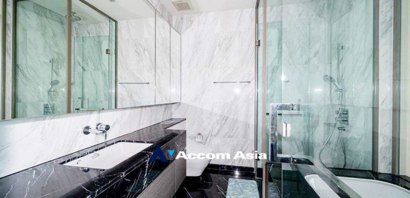 8  1 br Condominium For Sale in Silom ,Bangkok BTS Sala Daeng at Saladaeng One Condominium AA32834