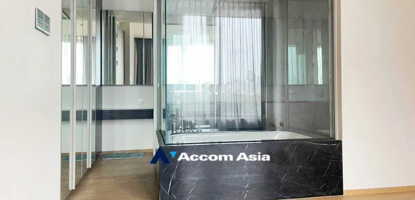 9  1 br Condominium For Sale in Silom ,Bangkok BTS Sala Daeng at Saladaeng One Condominium AA32834