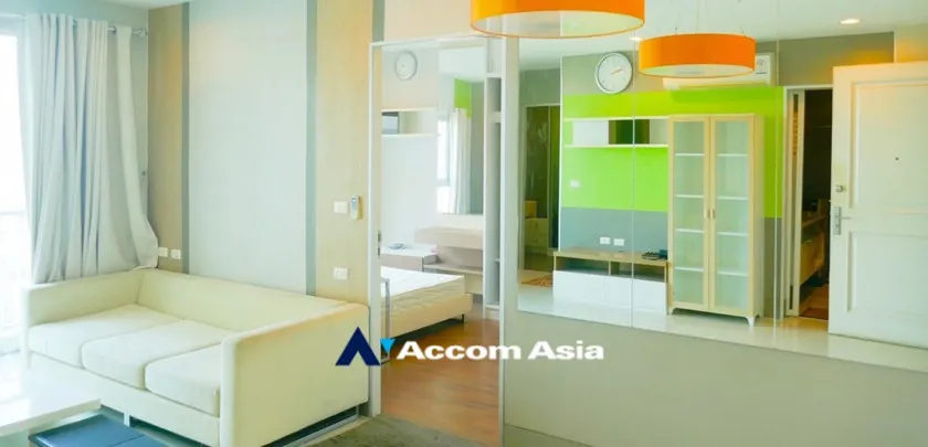  1  2 br Condominium for rent and sale in Charoen Nakhon ,Bangkok BTS Krung Thon Buri at Q House Condo Sathon AA32869