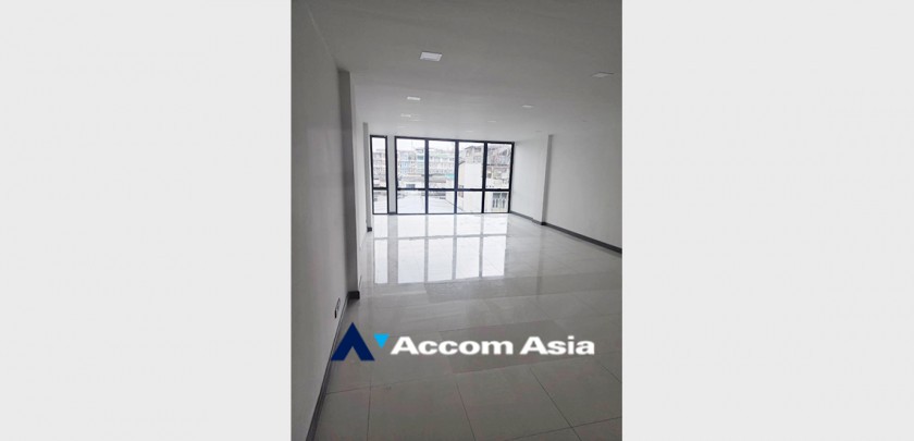  1  5 br Shophouse For Rent in Silom ,Bangkok MRT Sam Yan AA32904