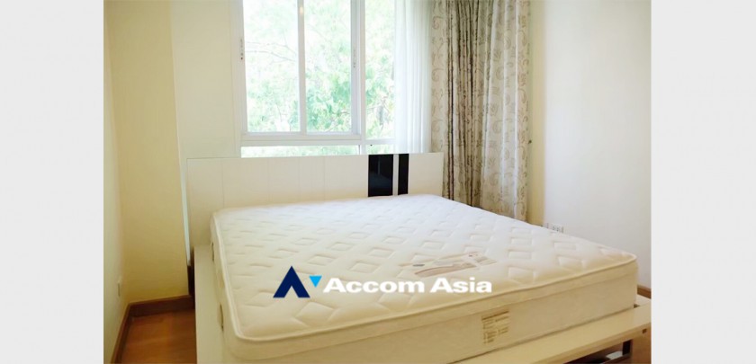 unit 2 Bedrooms  Condominium For Sale in Charoen Nakhon, Bangkok  near BTS Krung Thon Buri (AA32922)