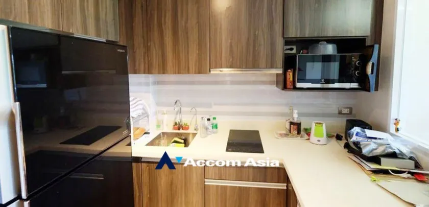 unit 1 Bedroom  Condominium For Sale in Sukhumvit, Bangkok  near BTS Thong Lo (AA32928)
