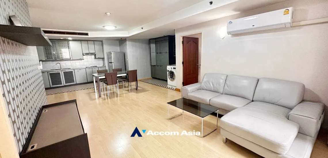 Pet friendly | Las Colinas Condominium  2 Bedroom for Sale & Rent BTS Asok in Sukhumvit Bangkok