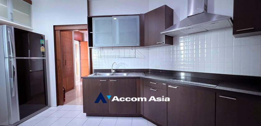 4  4 br Condominium For Sale in Sathorn ,Bangkok BRT Technic Krungthep at The Star Estate At Narathiwas AA32962