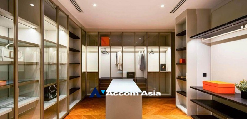 7  3 br House For Sale in Sukhumvit ,Bangkok BTS Ekkamai AA32965