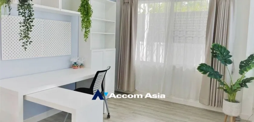 10  3 br House for rent and sale in Pattanakarn ,Bangkok ARL Ramkhamhaeng AA32977