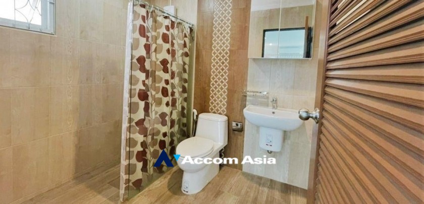 12  3 br House for rent and sale in Pattanakarn ,Bangkok ARL Ramkhamhaeng AA32977