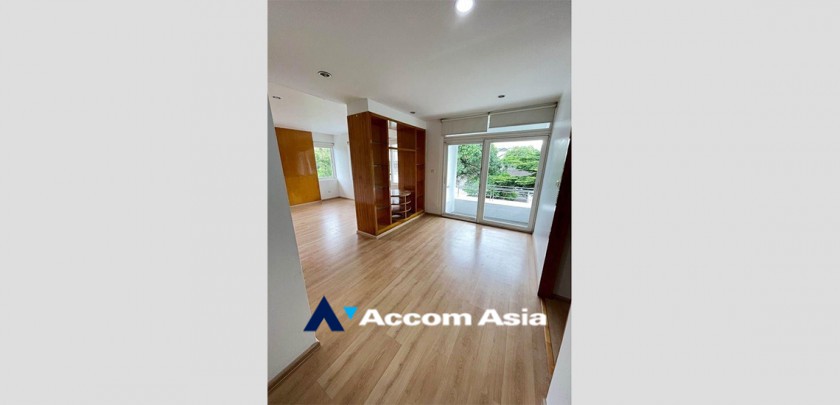13  4 br House for rent and sale in Phaholyothin ,Bangkok MRT Lat Phrao AA32978
