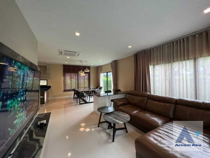  1  4 br House for rent and sale in Samutprakan ,Samutprakan  at House in Compound AA32980