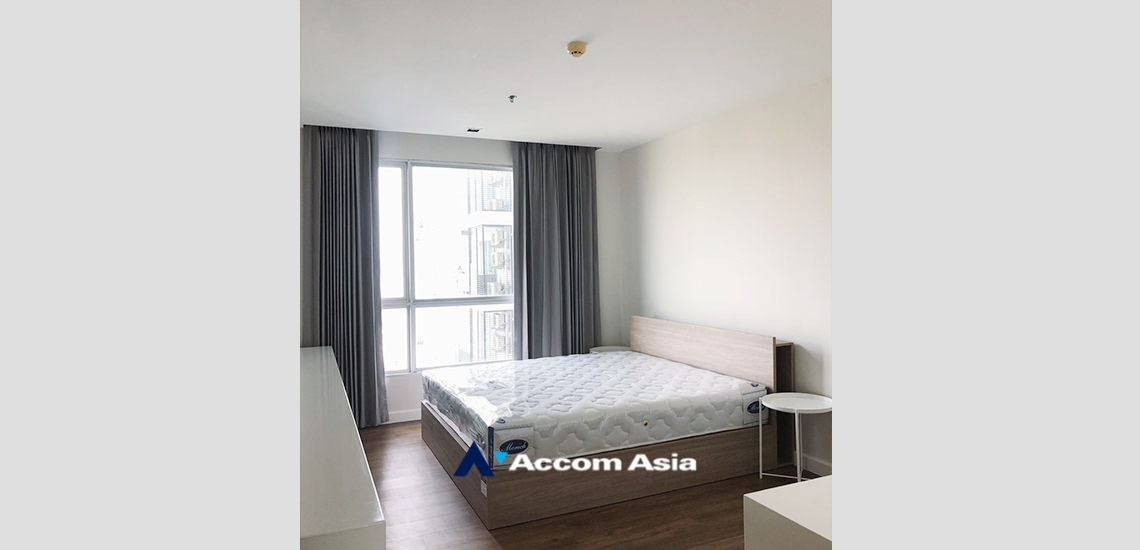 4  2 br Condominium For Rent in Charoen Nakhon ,Bangkok BTS Pho Nimit at The room Sathorn Taksin AA32982