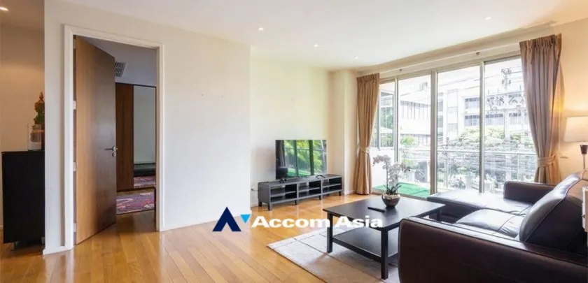 unitPet friendly |  2 Bedrooms  Condominium For Rent & Sale in Silom, Bangkok  near BTS Sala Daeng - MRT Silom (AA32984)