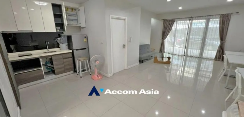 4  3 br Townhouse For Rent in Samutprakan , BTS Bang Na at Plex Bangna AA32986