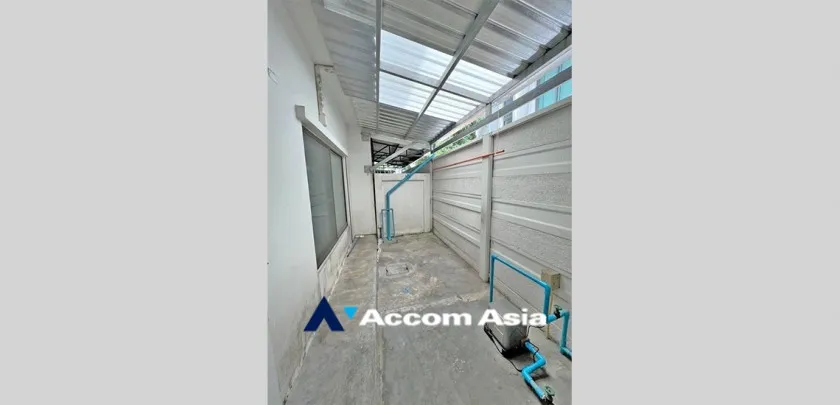8  3 br Townhouse For Rent in Samutprakan , BTS Bang Na at Plex Bangna AA32986