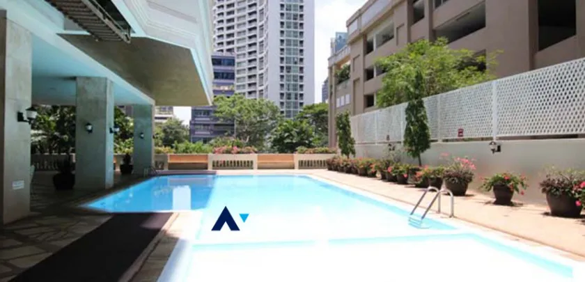 unitPet friendly |  3 Bedrooms  Apartment For Rent in Ploenchit, Bangkok  near BTS Ratchadamri (AA33015)