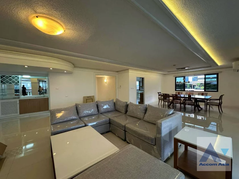 Apartment For Rent in Langsuan, Bangkok Code AA33015