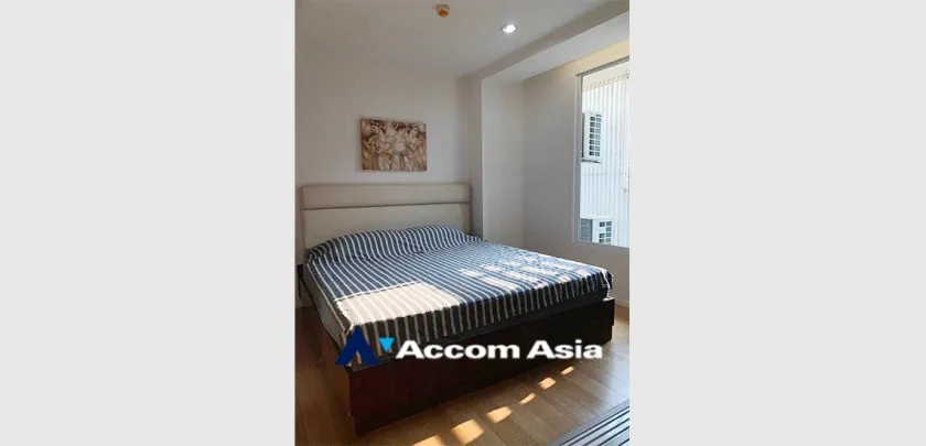 unit 1 Bedroom  Condominium For Sale in Silom, Bangkok  near MRT Silom - BTS Sala Daeng (AA33024)