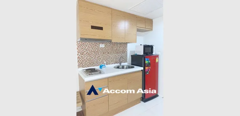 5  1 br Condominium For Sale in Silom ,Bangkok MRT Silom - BTS Sala Daeng at Focus on Saladaeng AA33024