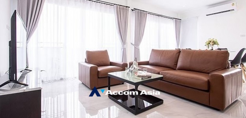 7  3 br Apartment For Rent in Sukhumvit ,Bangkok BTS Punnawithi at Apartment complex in Bangkok AA33042