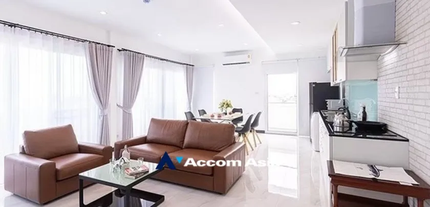 unitPenthouse |  3 Bedrooms  Apartment For Rent in Sukhumvit, Bangkok  near BTS Punnawithi (AA33042)