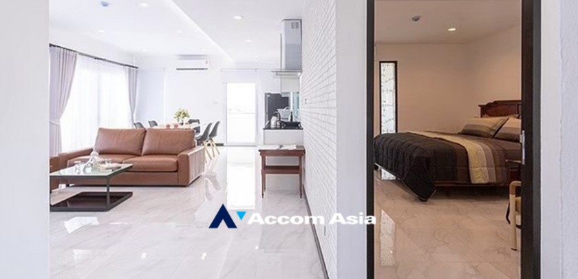 11  3 br Apartment For Rent in Sukhumvit ,Bangkok BTS Punnawithi at Apartment complex in Bangkok AA33042