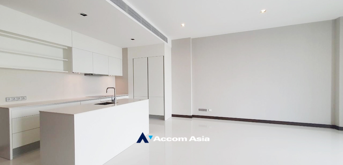  1  2 br Condominium For Sale in Sukhumvit ,Bangkok BTS Nana at Q1 Sukhumvit AA33048