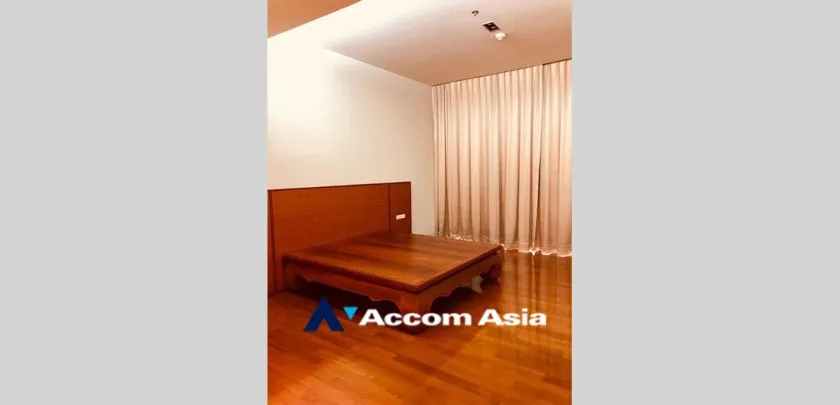 unit 2 Bedrooms  Condominium For Rent in Sukhumvit, Bangkok  near BTS Asok - MRT Sukhumvit (AA33049)