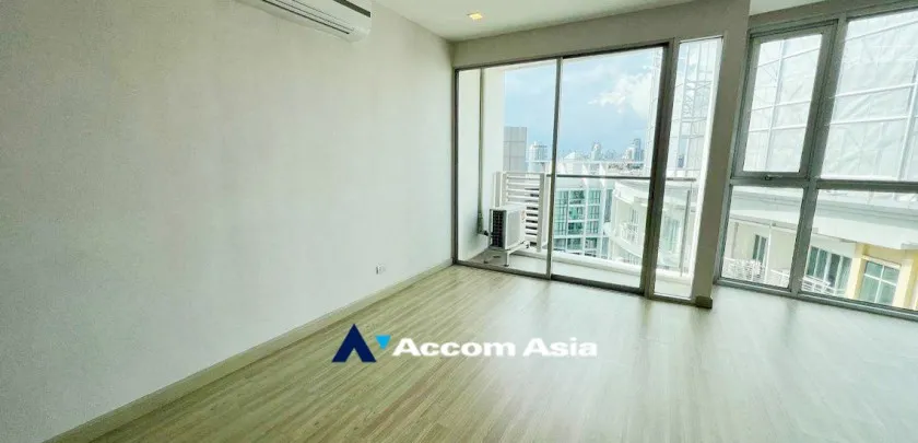  1  2 br Condominium For Rent in Sukhumvit ,Bangkok BTS Phra khanong at Sky Walk Condominium AA33055