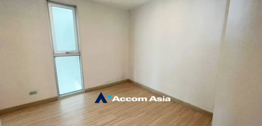 unit 2 Bedrooms  Condominium For Rent in Sukhumvit, Bangkok  near BTS Phra khanong (AA33055)
