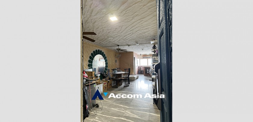  2  1 br Condominium For Sale in Silom ,Bangkok BTS Chong Nonsi at ITF Silom Palace AA33068