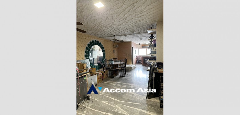 4  1 br Condominium For Sale in Silom ,Bangkok BTS Chong Nonsi at ITF Silom Palace AA33068