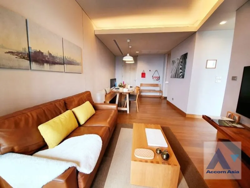 unitThe Lumpini 24