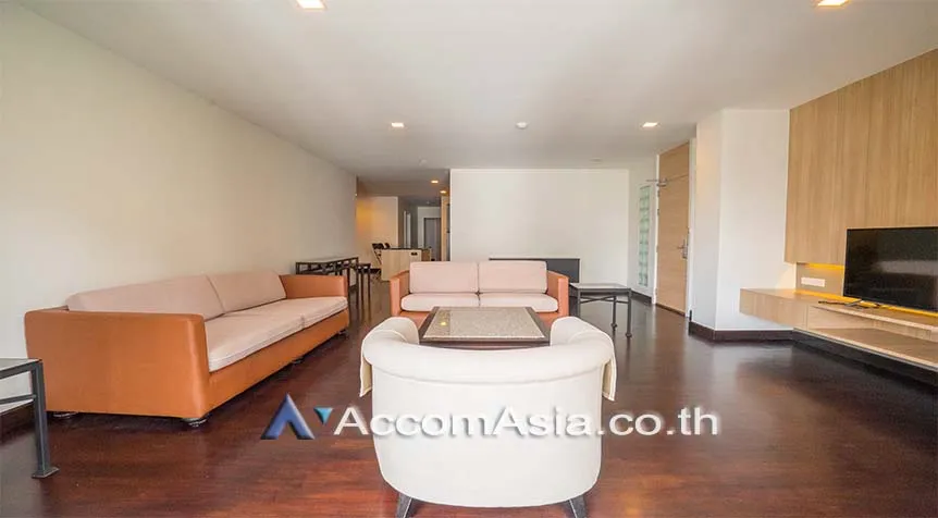 unit 3 Bedrooms  Apartment For Rent in Sukhumvit, Bangkok  near BTS Phrom Phong (14727)