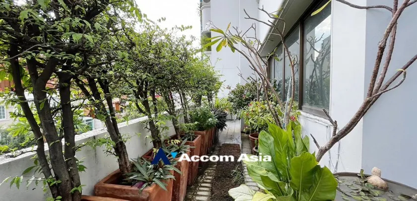 21  3 br Condominium For Rent in Ploenchit ,Bangkok BTS Ploenchit at Ruamrudee Garden House AA33111