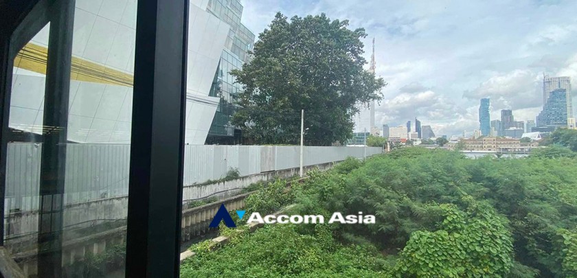 7  Studio Shophouse For Rent in Charoen Nakhon ,Bangkok  AA33113